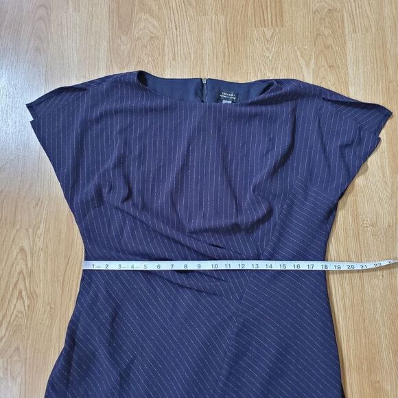 🌹 TAHARI 🌹 Flutter Sleeve Pinstripe Dress - [Size 16, Navy Blue] - Picture 7 of 11